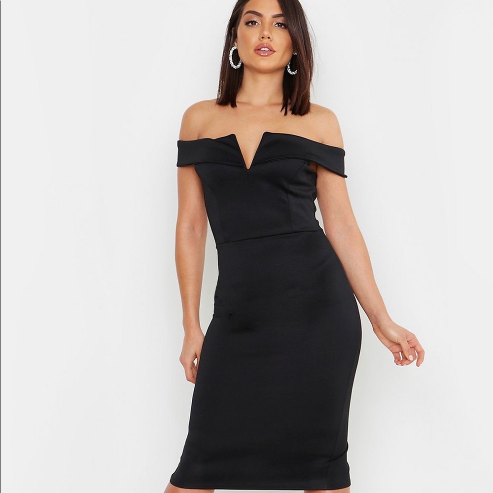 20% off 2+ bundle: Off-the-shoulder Midi Dress